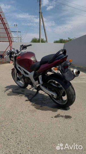 Suzuki sv400