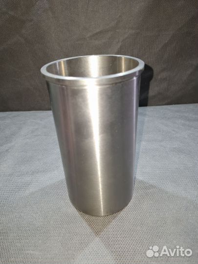 Гильза поршневая