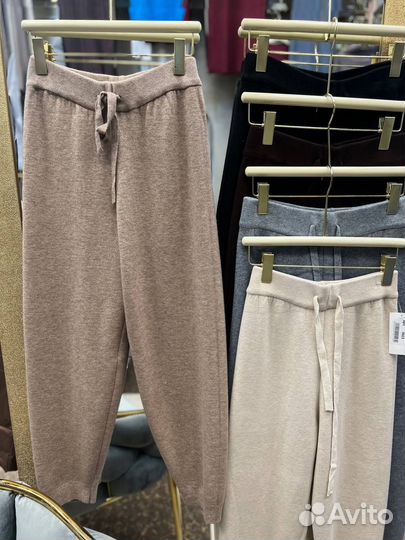 Утепленные брюки женские