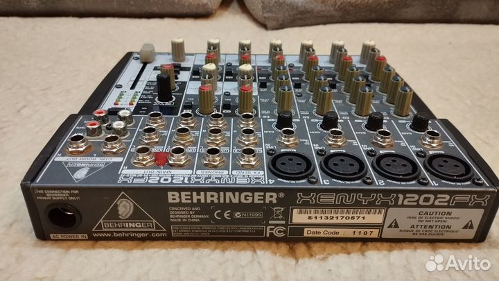 Пульт behringer xenyx 1202fx