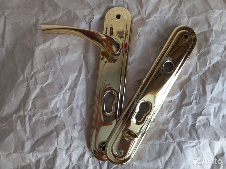 Дверная ручка