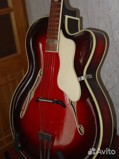 Гитара джазовая. Музима Специаль