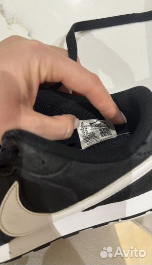 Кроссовки Nike