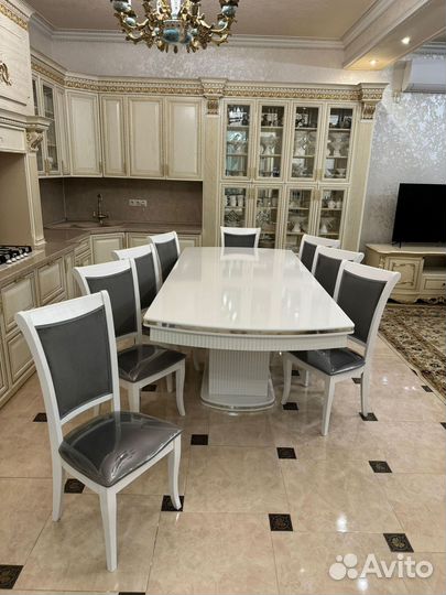 Обеденный стол \ Доставка по всей России