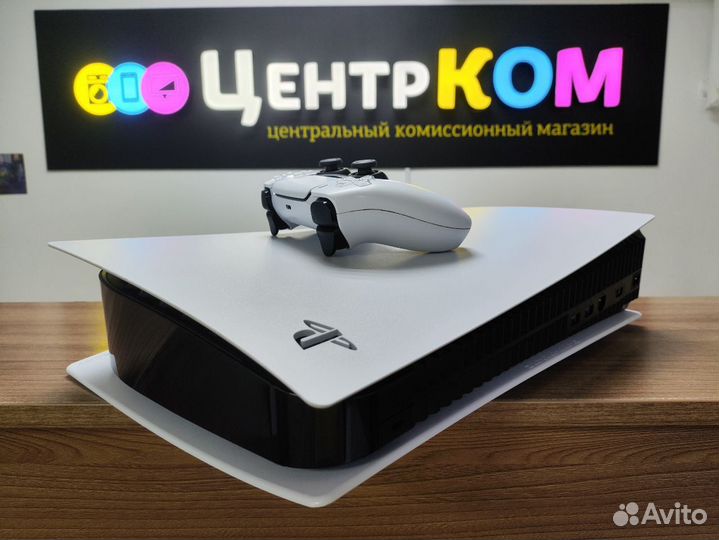 Игровая приставка PS5 Fat 825Gb