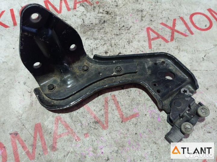 Ролик двери задний левый nissan serena