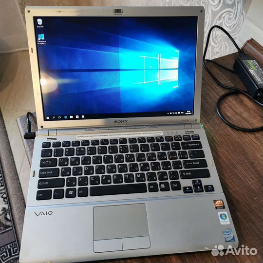 Ноутбук Sony vgn-sr11mr