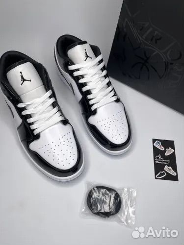 Nike Air Jordan 1 Low SE Concord Panda