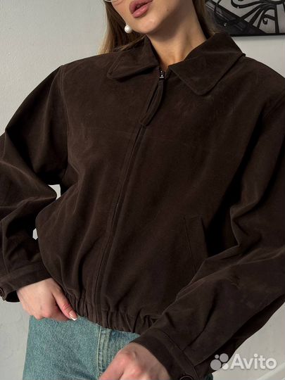 Замшевая куртка в коричневом цвете