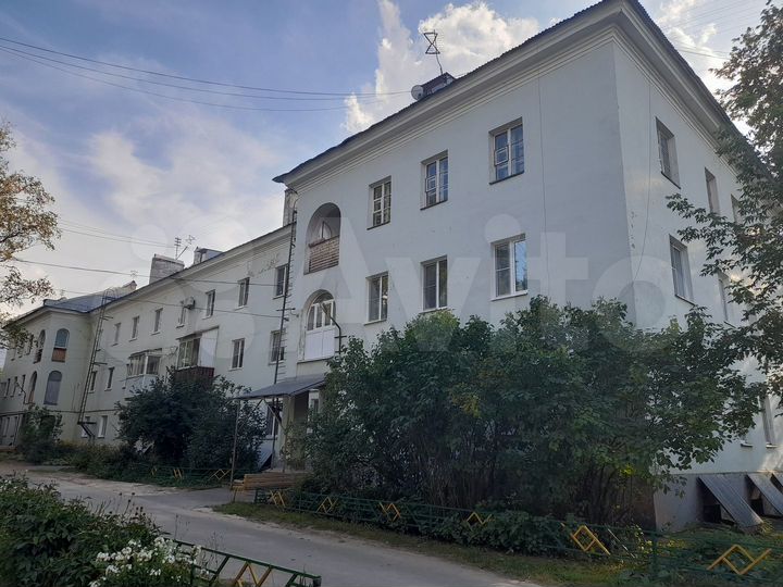 3-к. квартира, 82,5 м², 1/3 эт.