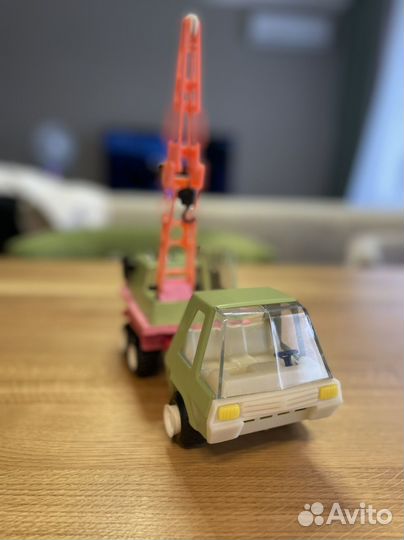 Игрушка Автокран