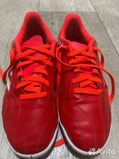 Футзалки футбольные Adidas оригинал