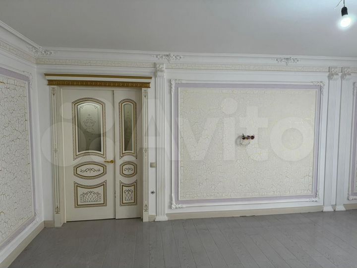 2-к. квартира, 70 м², 1/5 эт.