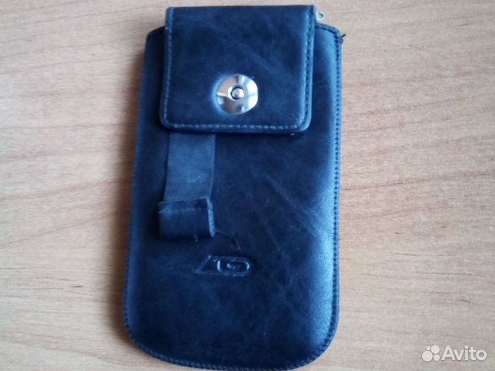 Чехлы на айфон и vivo,сумочки -мини