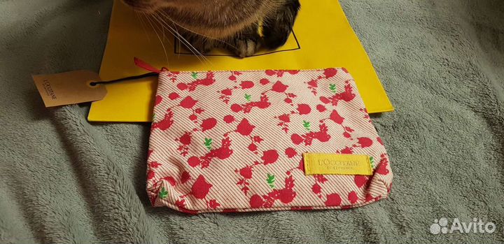 L'occitane косметичка