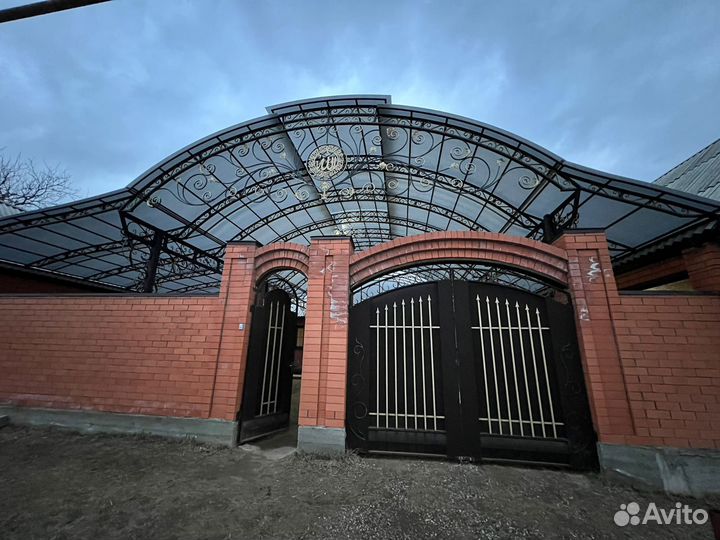 Навесы из поликарбоната