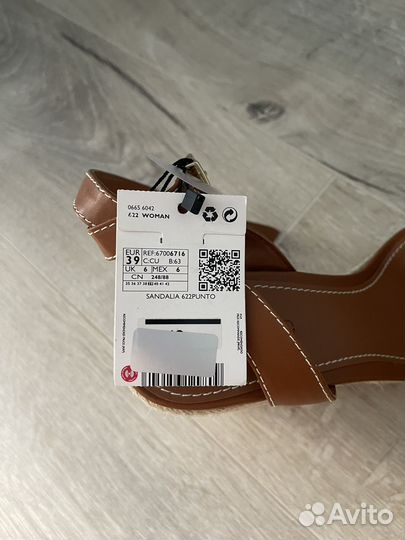 Босоножки mango