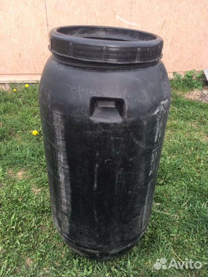 Бочка пластиковая 260л