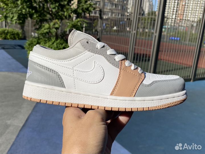 Кроссовки Nike Air Jordan 1 low