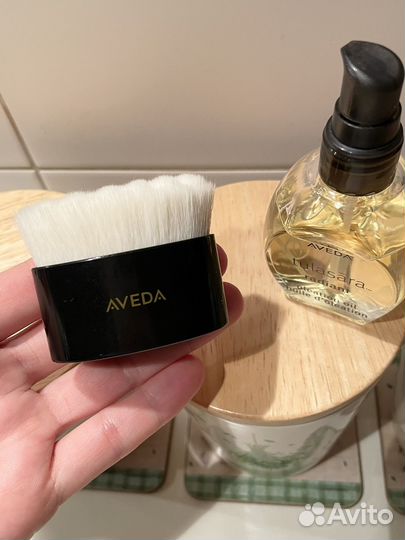 Aveda tulasara пробуждающее масло для лица