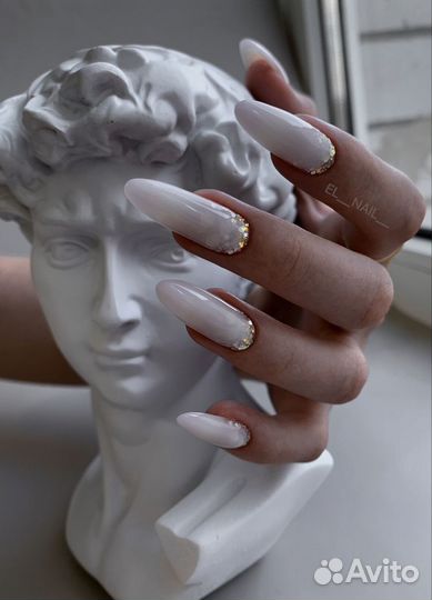 Наращивание ногтей модель