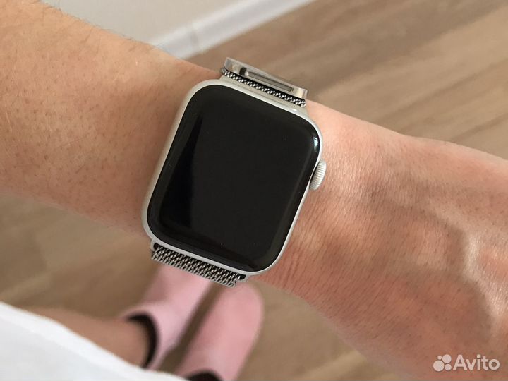 Часы apple watch 4 40 mm