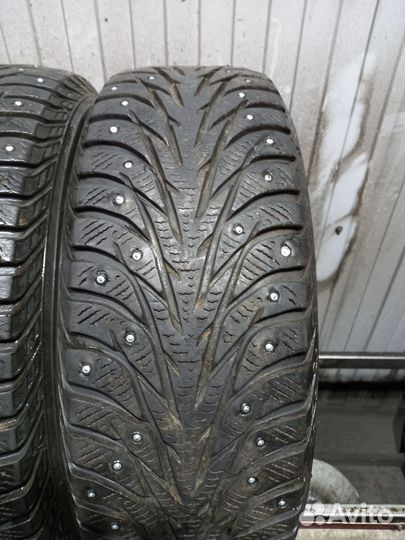 Yokohama Ice Guard IG35 215/60 R16