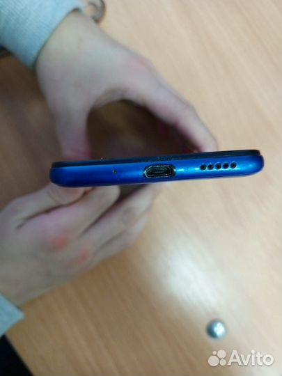 HONOR 8S, 2/32 ГБ