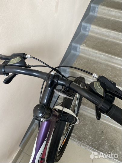 Велосипед горный женский stern+насос+замок