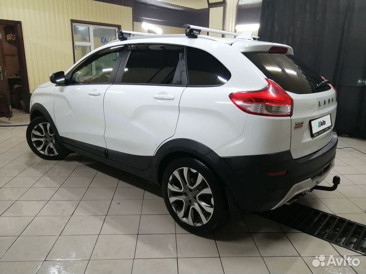LADA XRAY Cross 1.8 МТ, 2019, 68 000 км