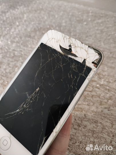 Плеер iPod touch 4 32gb