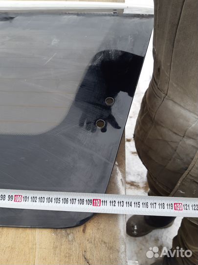 Задняя даерь (стекло) кунга пикапа