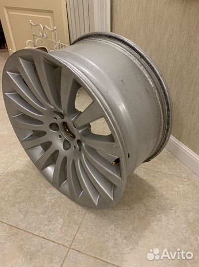 Диск оригинал BMW от 7ки R20