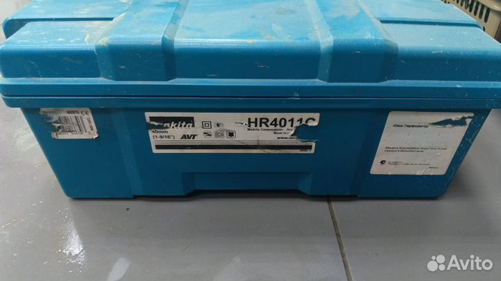 Отбойный молоток makita HR4011C