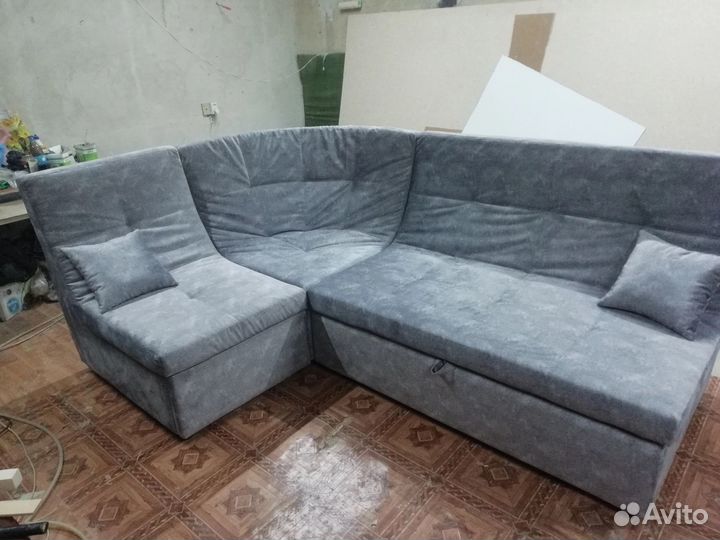 Перетяжка мягкой мебели