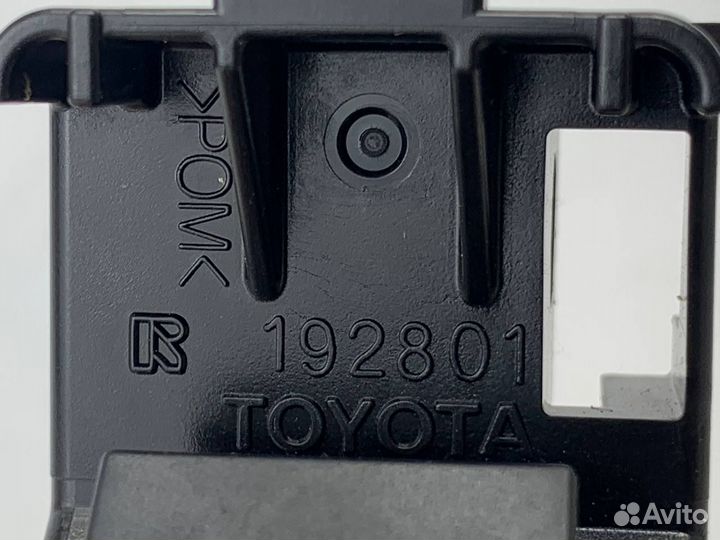 Кнопка стеклоподъемника Toyota Land Cruiser Prado