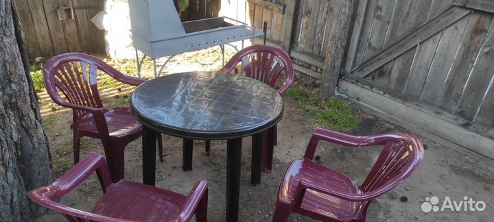 Мангал, стол, стулья