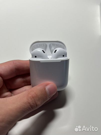 Наушники Apple AirPods 2