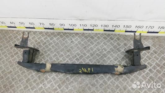 Усилитель бампера передний (кронштейн) volkswagen