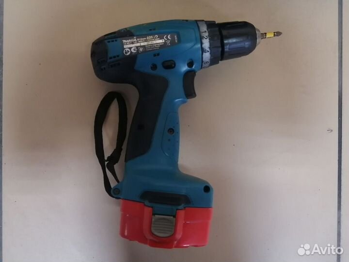 Шуруповерт Makita 6281D