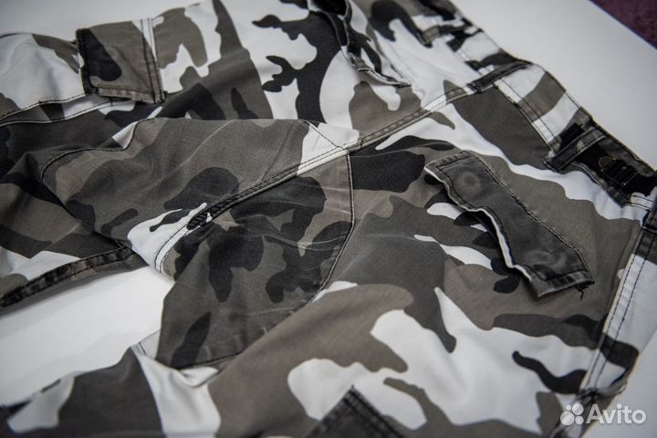 Камуфляжные штаны карго urban camo. S