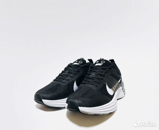 Беговые кроссовки Nike Lunar Roam