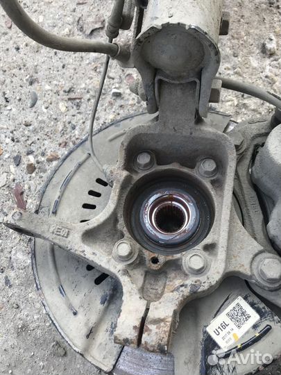 Кулак передний левый Kia Sorento 3 Prime