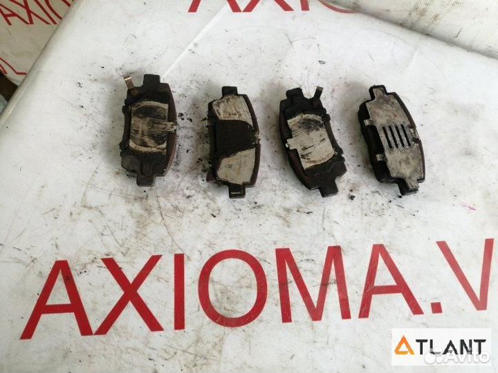 Тормозные колодки передний toyota porte