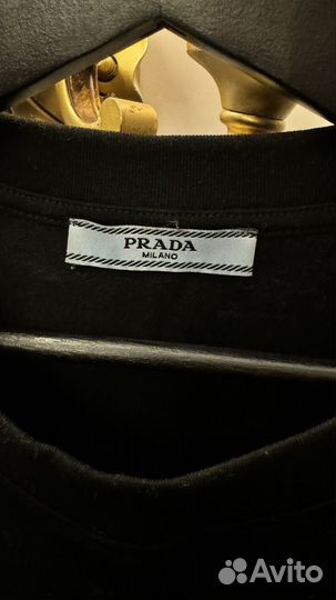 Футболка мужская prada