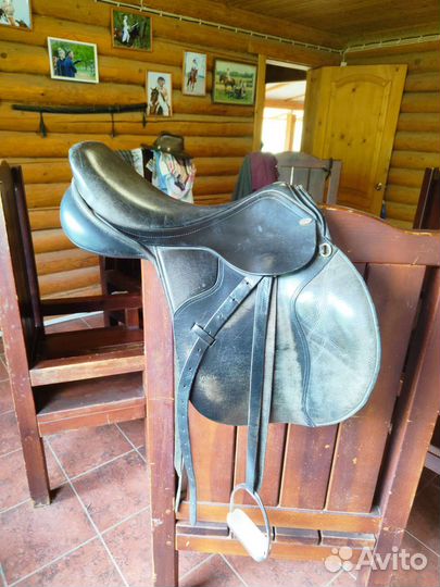 Конкурное седло