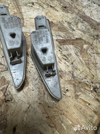 Повторитель поворота на крыло передний Левый/Правы