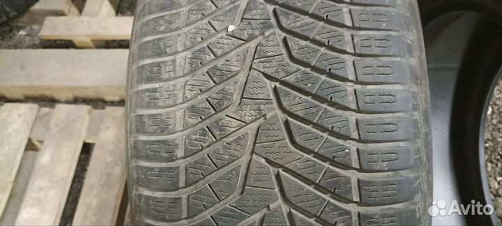 Yokohama W.Drive V905 295/40 R21