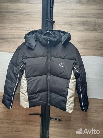 Куртка брендовая