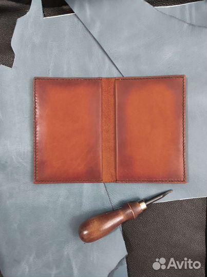 Обложка кожаная на паспорт